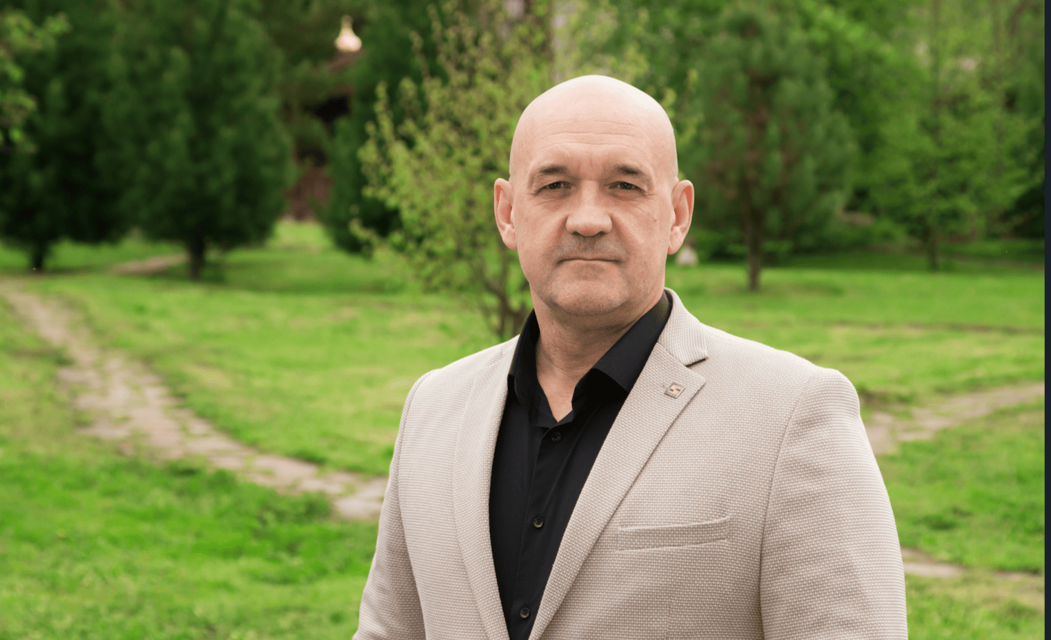 Губернатор Алтайского края В.П.Томенко отметил премией вклад М.В.Дырова в развитие строительной отрасли